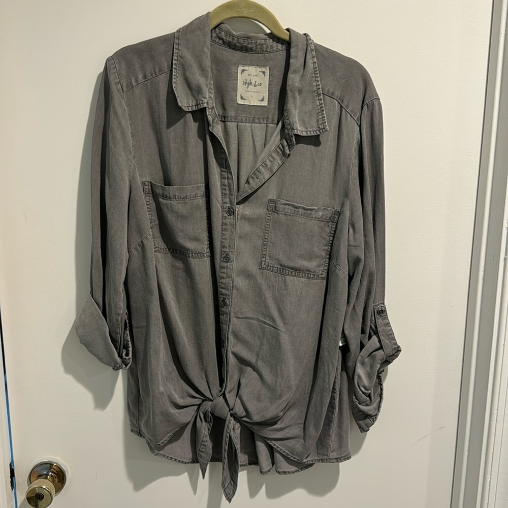 NWT Style & Co Tie Front Button Down